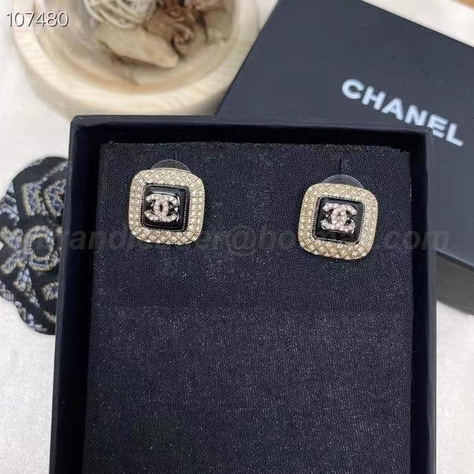 Chanel Earrings 784